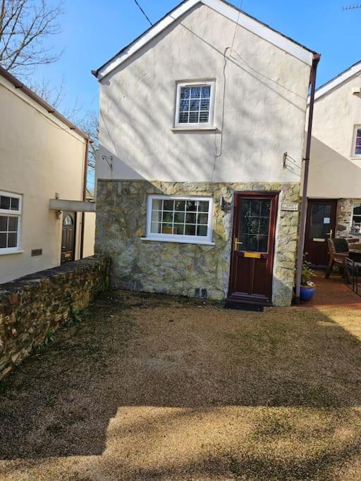 The Hayloft, Bannsvale Farm Villa ทรูโร ภายนอก รูปภาพ