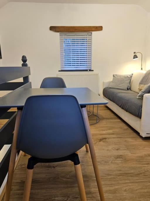 The Hayloft, Bannsvale Farm Villa ทรูโร ภายนอก รูปภาพ